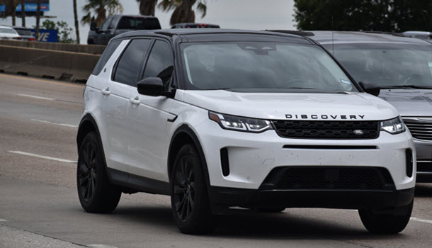 White Land Rover Discovery Car